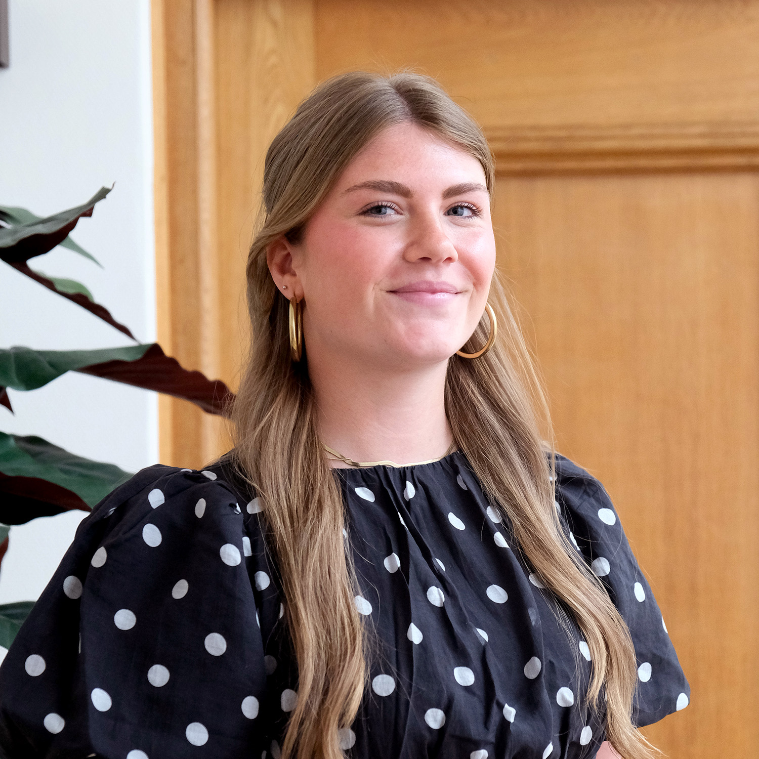 Yvette van den Bunder